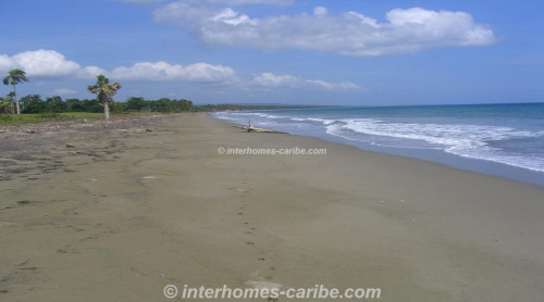 photos for LAS CAÑAS: LAND OF 25,000 M² / 6.18 ACRE WITH DIRECT SEA FRONT, OWNER FINANCING