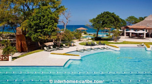 photos for S O L D    SOSUA: 3 BEDROOM VILLA, RENOVATED AND IN FIRST CLASS RESIDENCE BY THE SEA